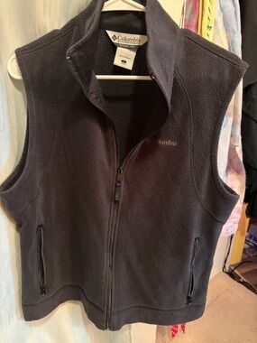EUC Columbia Benton Springs Fleece Vest - Charcoal Gray - Large